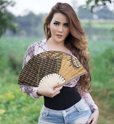 Nita Thalia