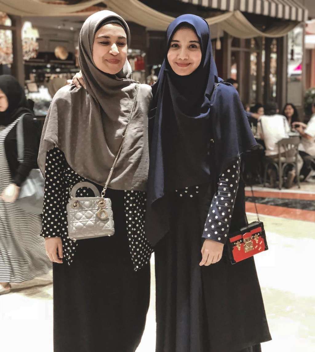Zaskia dan Shireen Sungkar