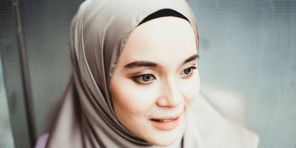 Wajah terlihat glowing