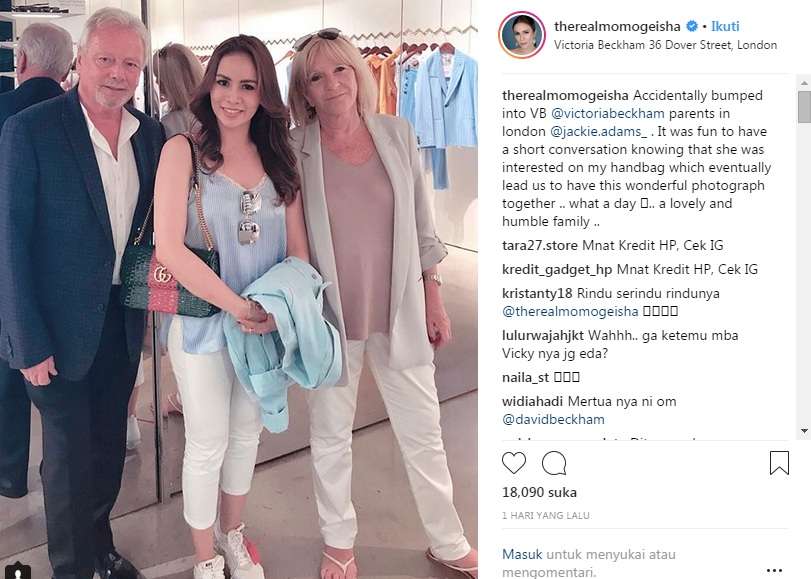 Momo Geisha bertemu dengan orang tua Victoria Beckham.