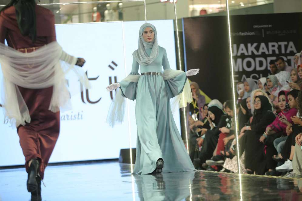 Koleksi Ready to Wear Resti by Rizka