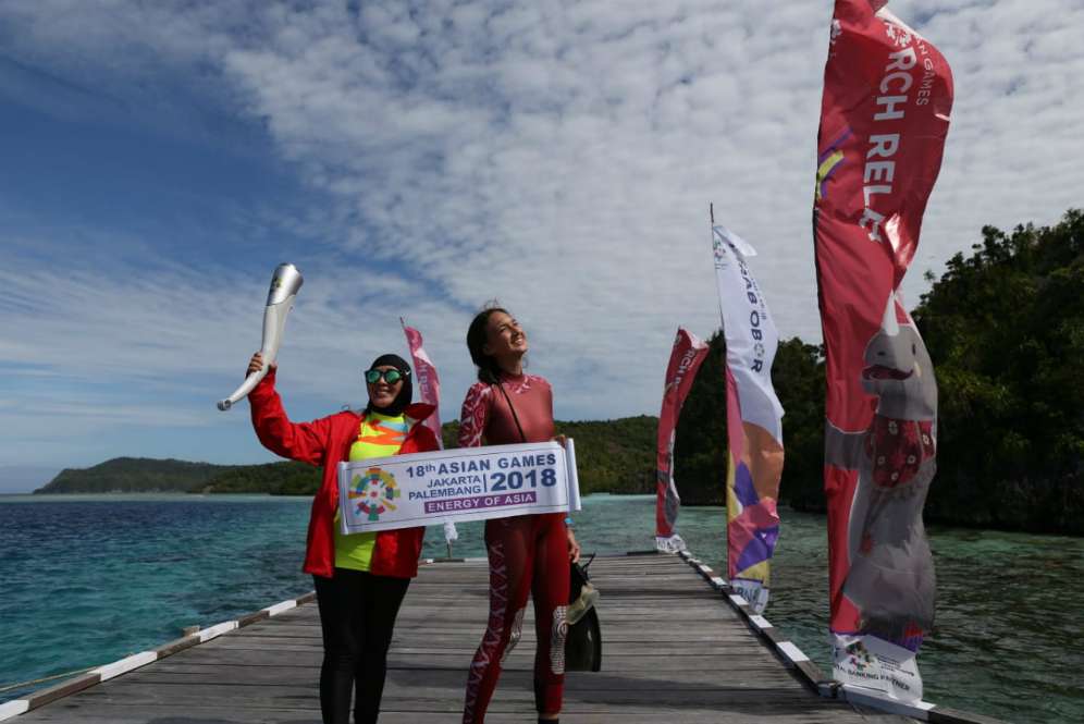 Obor Asian Games tiba di Raja Ampat