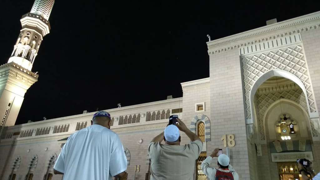Gerhana Bulan Masjd Nabawi