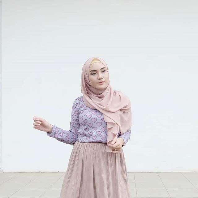 instagram.com/raniekarlina