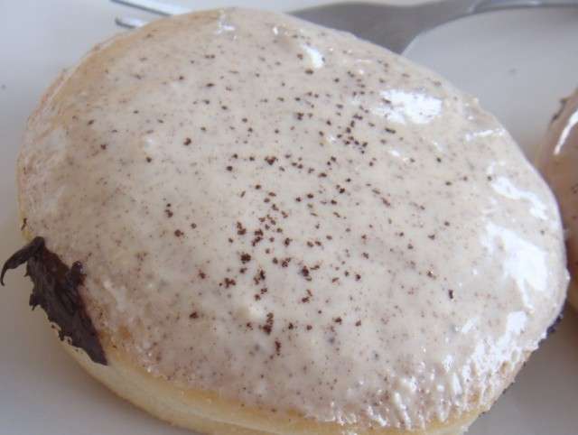 Cara membuat donat topping tiramisu