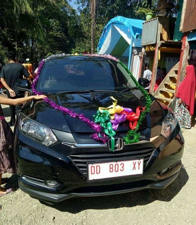 Mobil seserahan