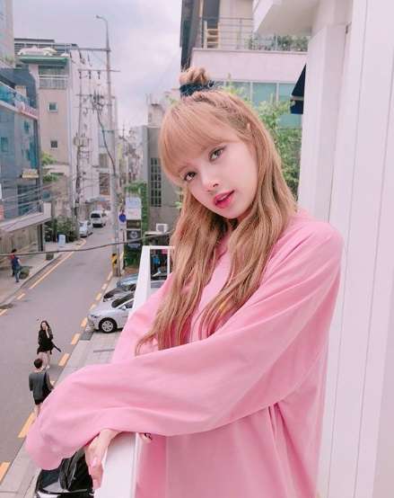 Lisa Blackpink