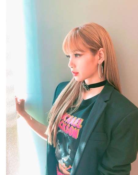 Lisa Blackpink