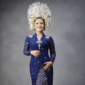 Koleksi kebaya Vera Anggraini