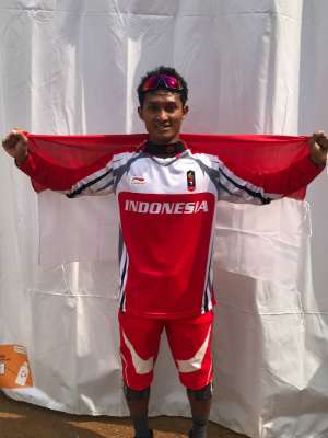 Atlet downhill putra Indonesia