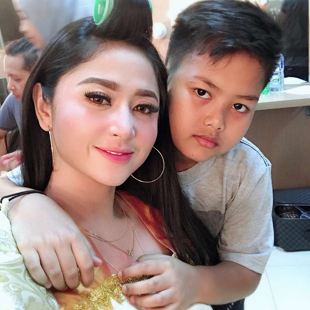 dewiperssikreal dewiperssikreal