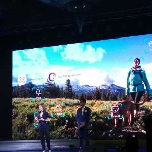 Samsung mengusung fitur kamera yang menarik. Samsung mengusung fitur kamera yang menarik.