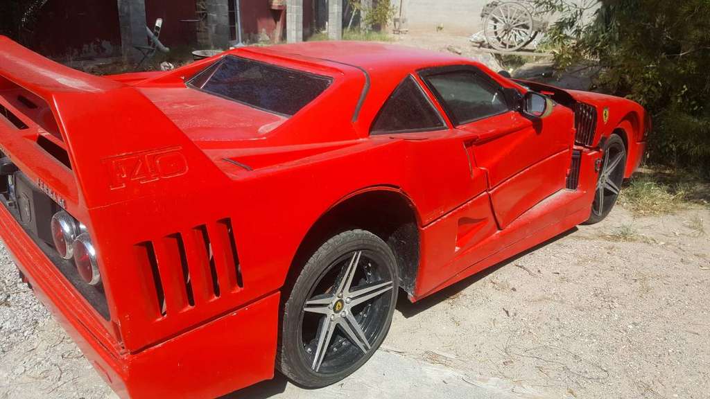 Replika Ferrari F40 (2)
