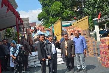 Kemenag Pusat salurkan bantuan untuk korban gempa Lombok Kemenag Pusat salurkan bantuan untuk korban gempa Lombok