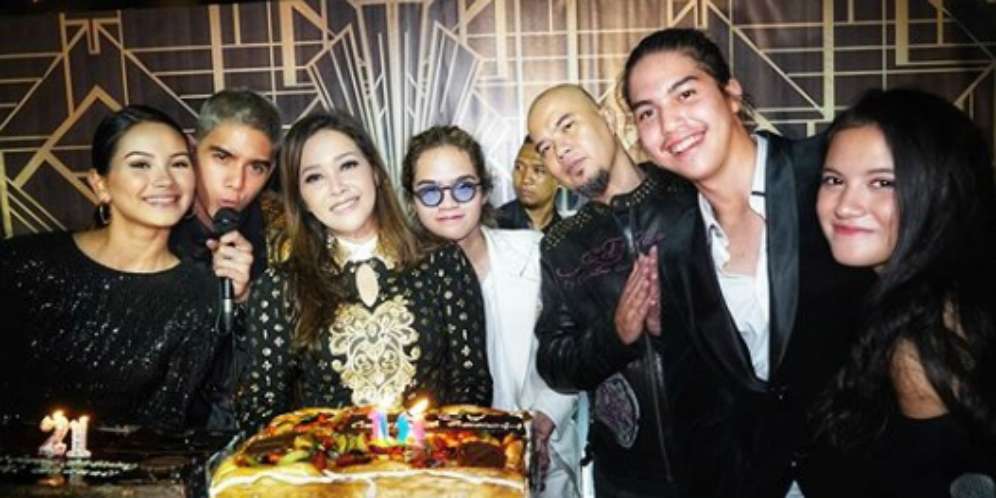 Maia Estinty dan Ahmad Dhani