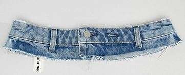 Sabuk unik dari jins. Sabuk unik dari jins.