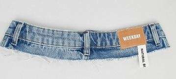 Tampak belakang. Tampak belakang.