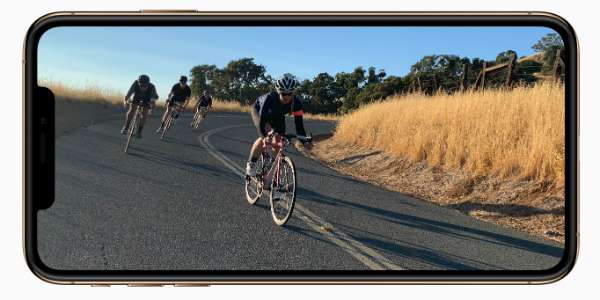 iPhone XR XS