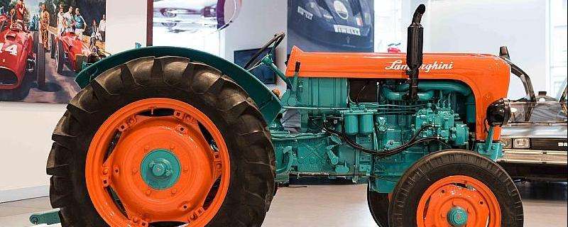 Traktor Lamborghini (1)