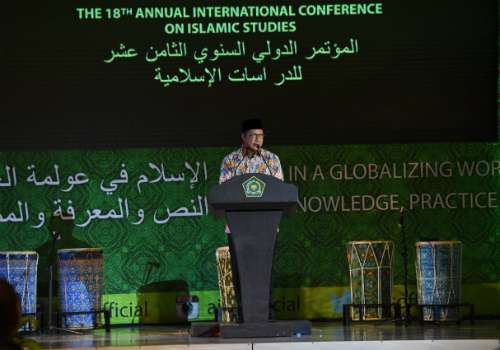 Menag Lukman membuka AICIS