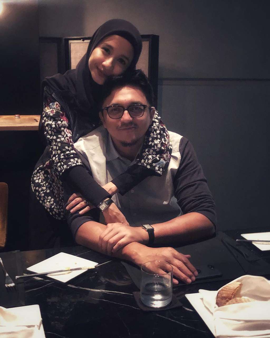 bella dan suami