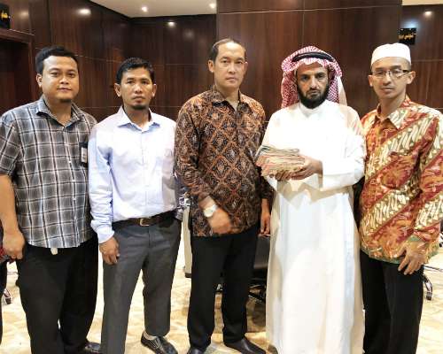 Tim KJRI bersama majikan SSA