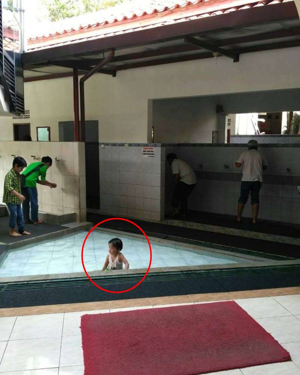 Tingkah Lucu Anak Kecil