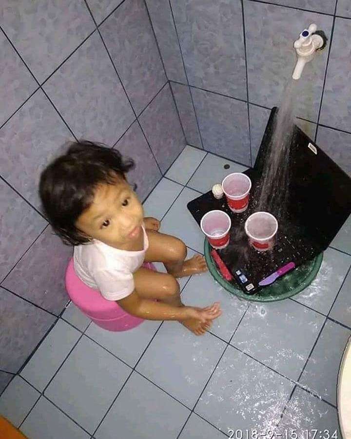 Tingkah Lucu Anak Kecil