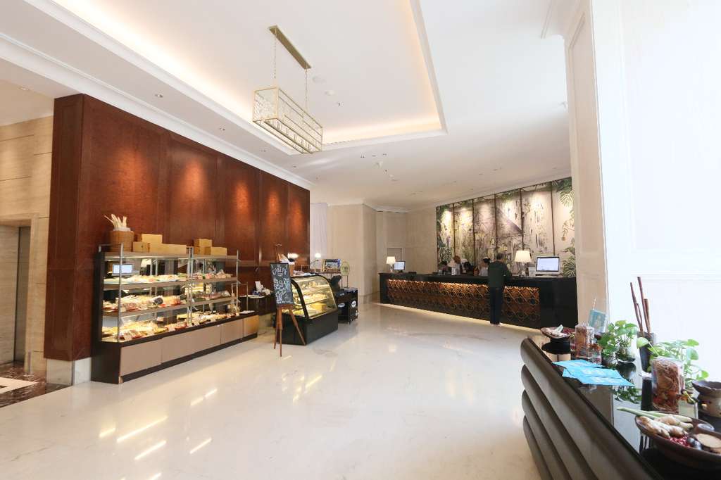 Java Paragon Hotel and Residence