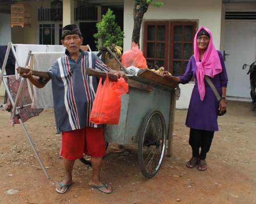 Sanusih dan istri