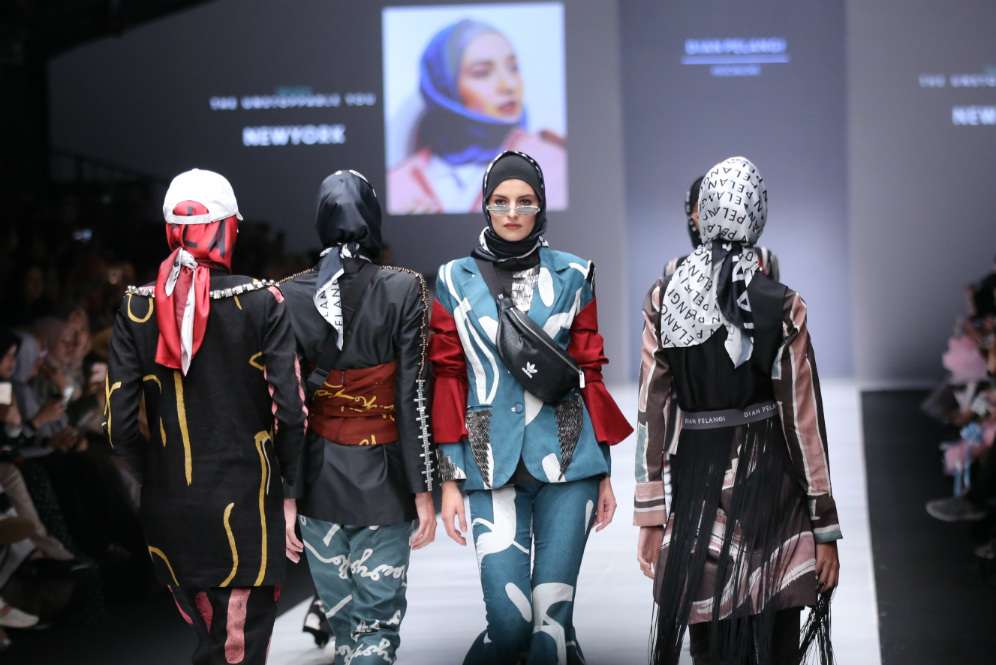 Dian Pelangi di ajang JFW 2019