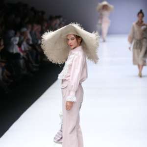 Barli Asmara di JFW 2019