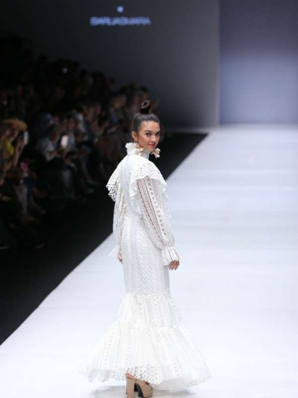 Barli Asmara di JFW 2019 Barli Asmara di JFW 2019