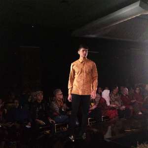 Foto batik (2)