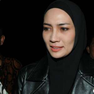 Steffy Burase