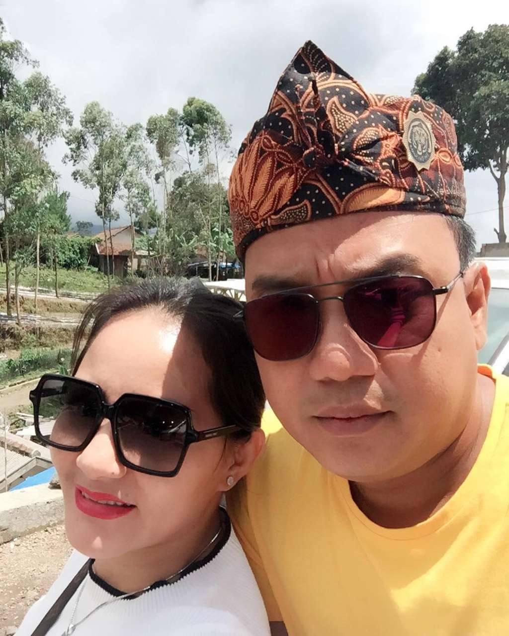 ajis dan dewi