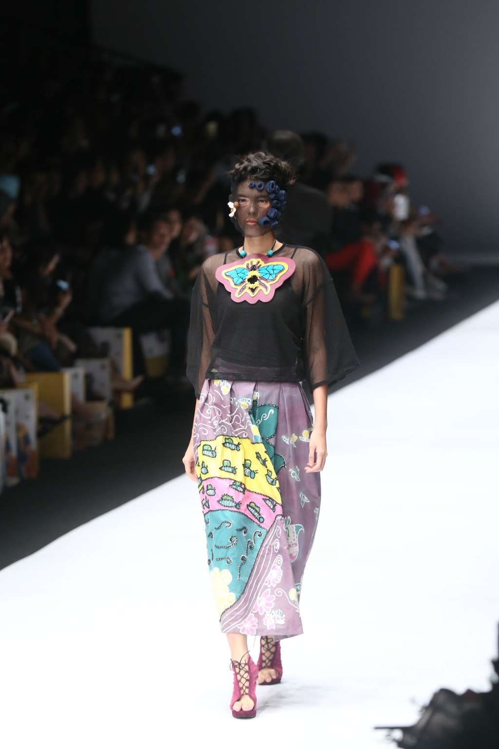 Batik Maluku 'Lenny Agustin'
