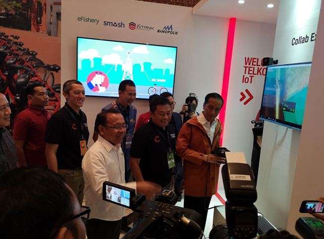 Jokowi/Stella Marris