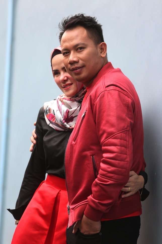 Vicky dan Angel Lelga Vicky dan Angel Lelga