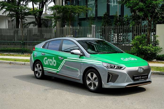 Nantinya mobil listrik Hyundai akan diberi logo Grab.