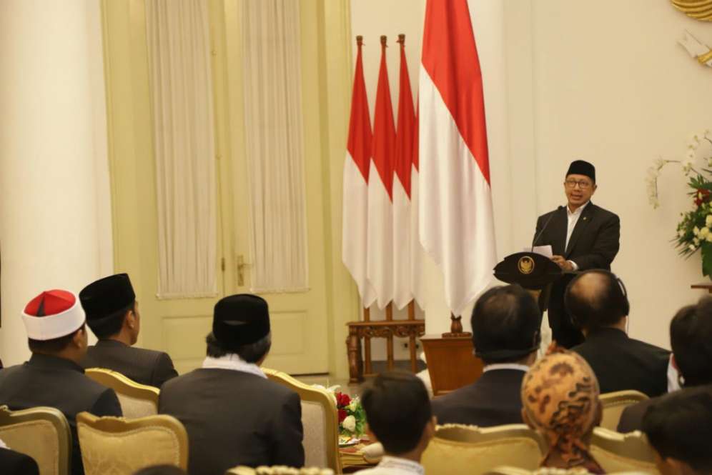 Menag saat menyampaikan ceramah pada peringatan Maulid Nabi