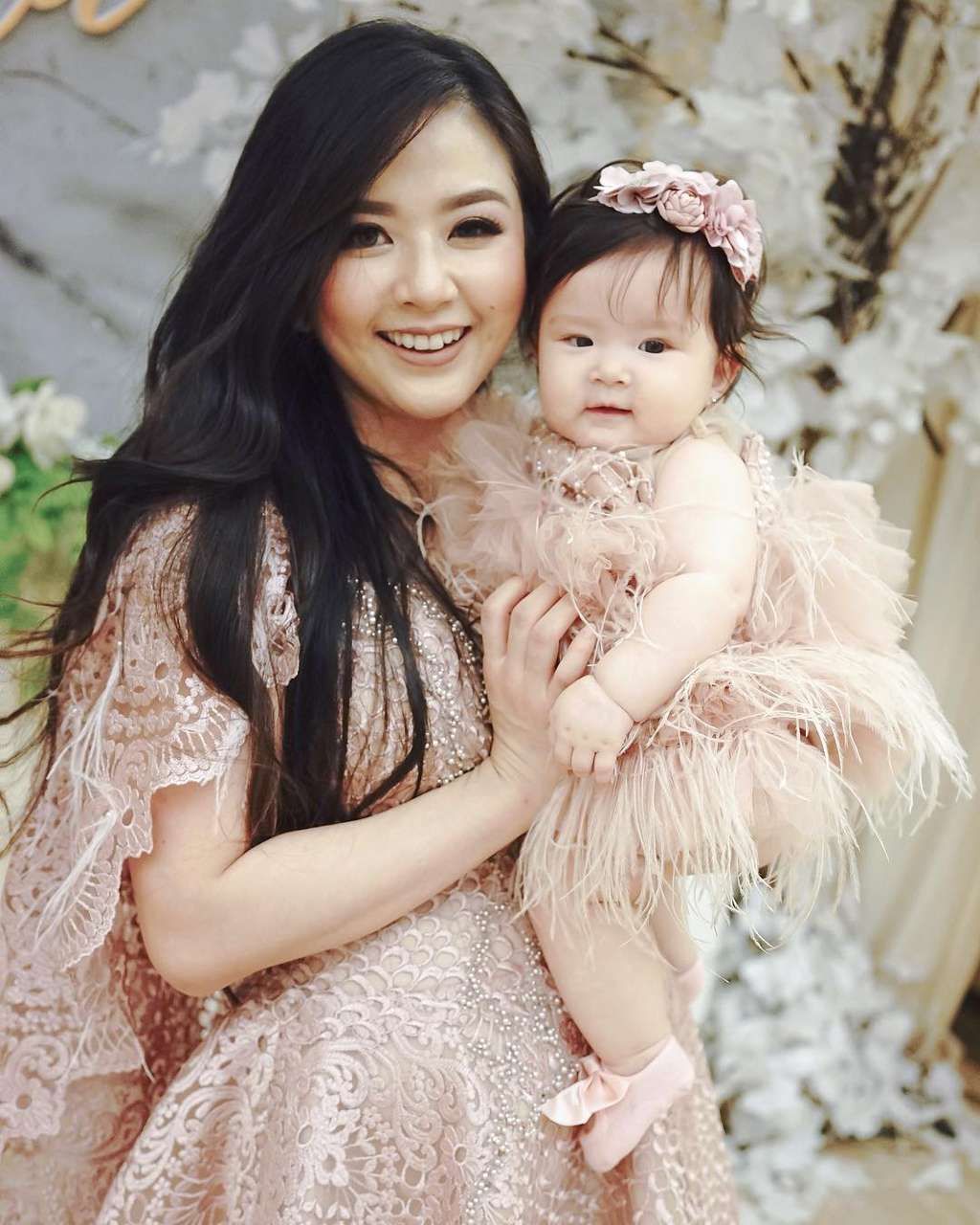 Nama Unik Anak Artis