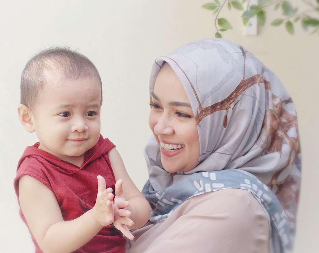 Nama Unik Anak Artis