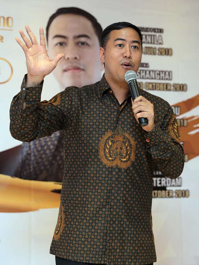Pandji Pragiwaksono