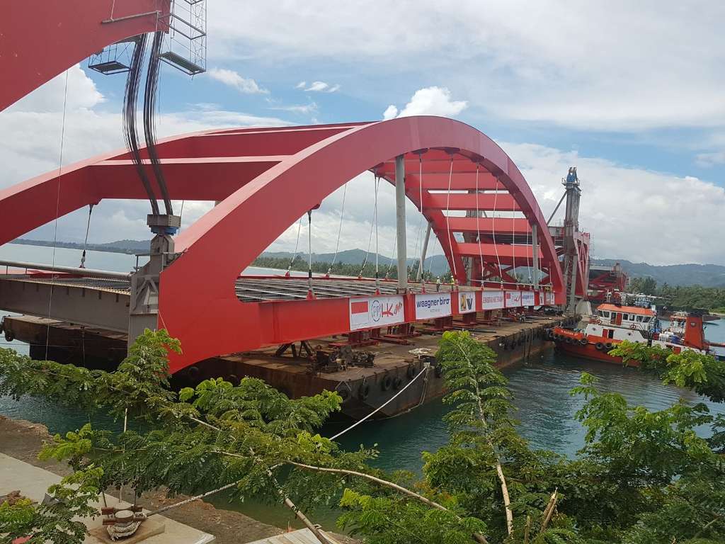Jembatan Holtekamp.