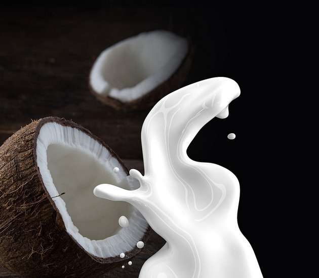 Cara menghaluskan rambut dengan masker santan dan jeruk nipis
