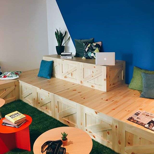 Instagram.com/justco_id