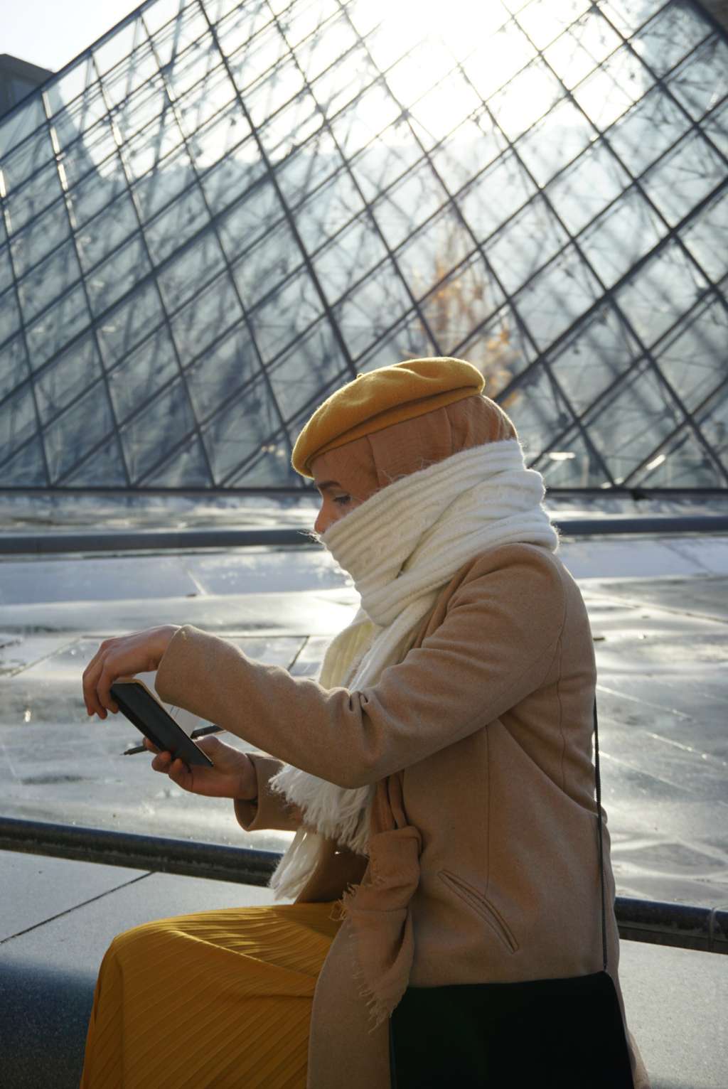 Travel in Style Wardah di Museum Louvre