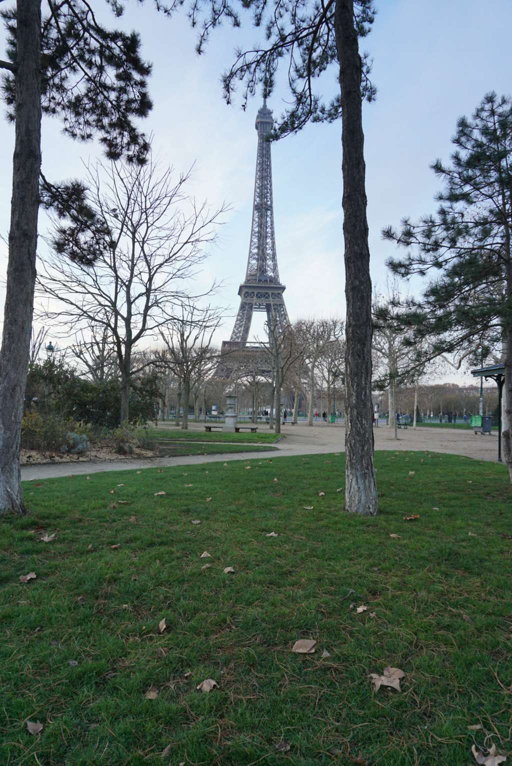 Travel in Style di Menara Eiffel, Paris