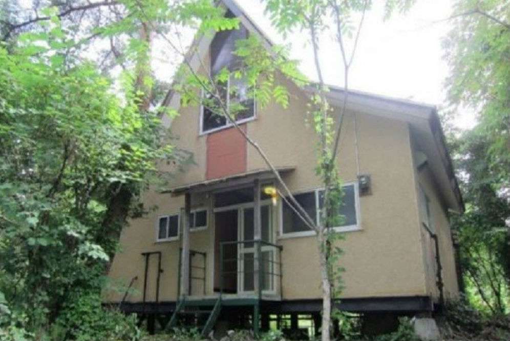 Rumah Jepang Terbengkalai
